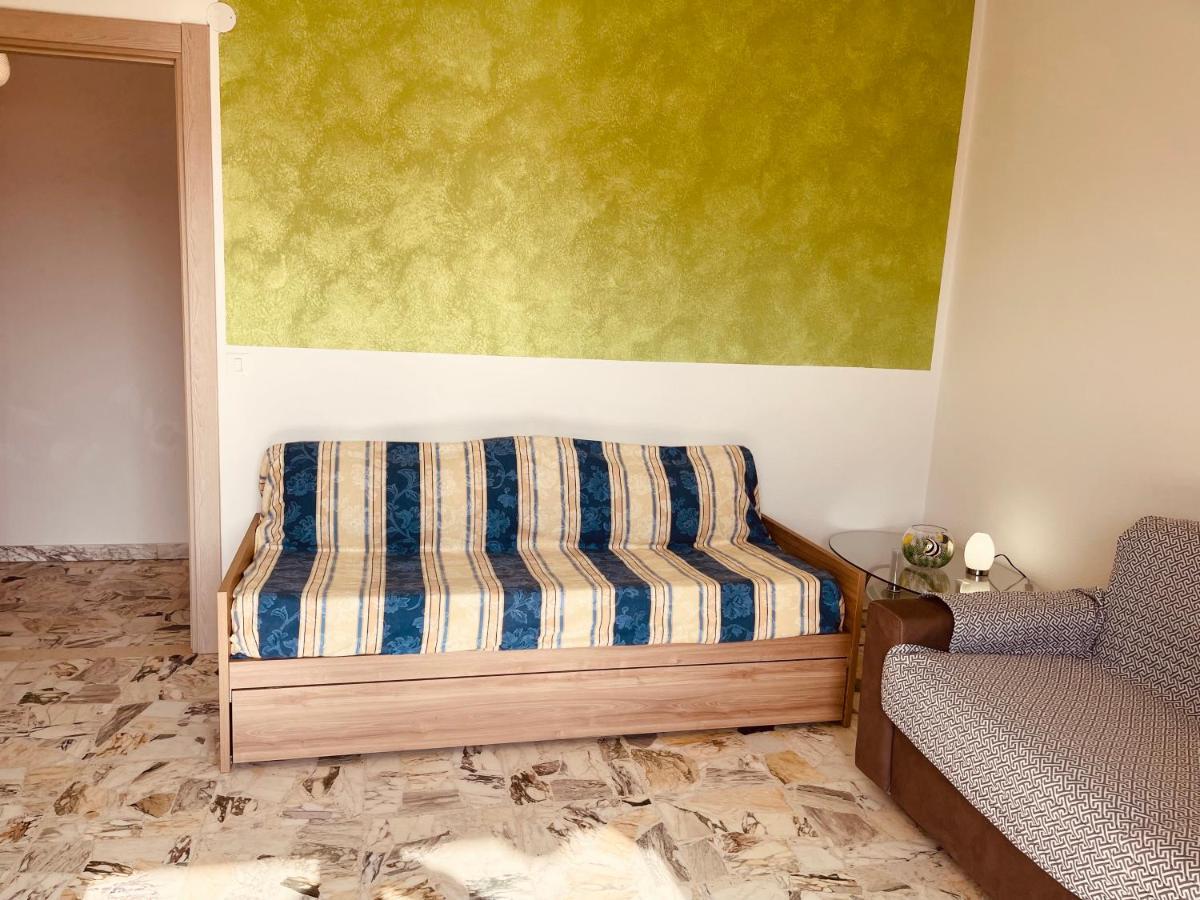 Casa Vacanza Shanaia Pietra Ligure Esterno foto