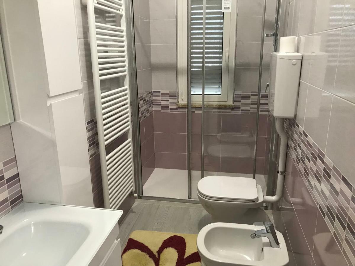 Casa Vacanza Shanaia Pietra Ligure Esterno foto